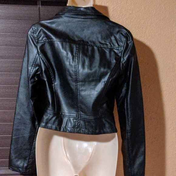 Jacket - Picture 3 of 5